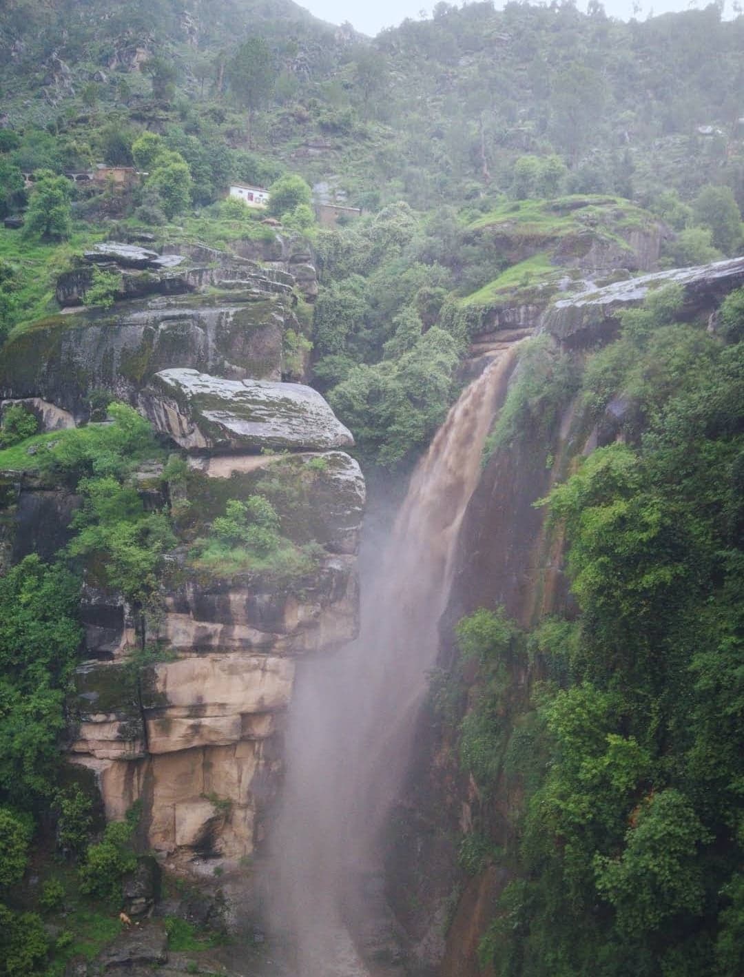 Kandak Waterfall