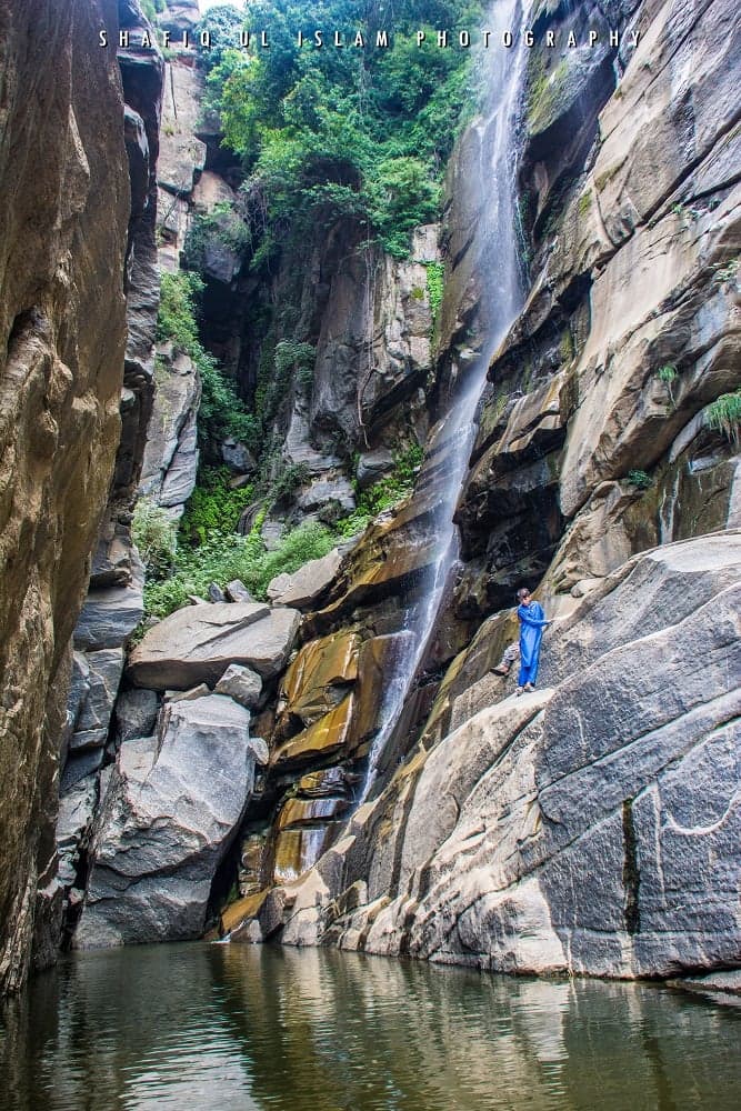 Kandak Waterfall photo 2