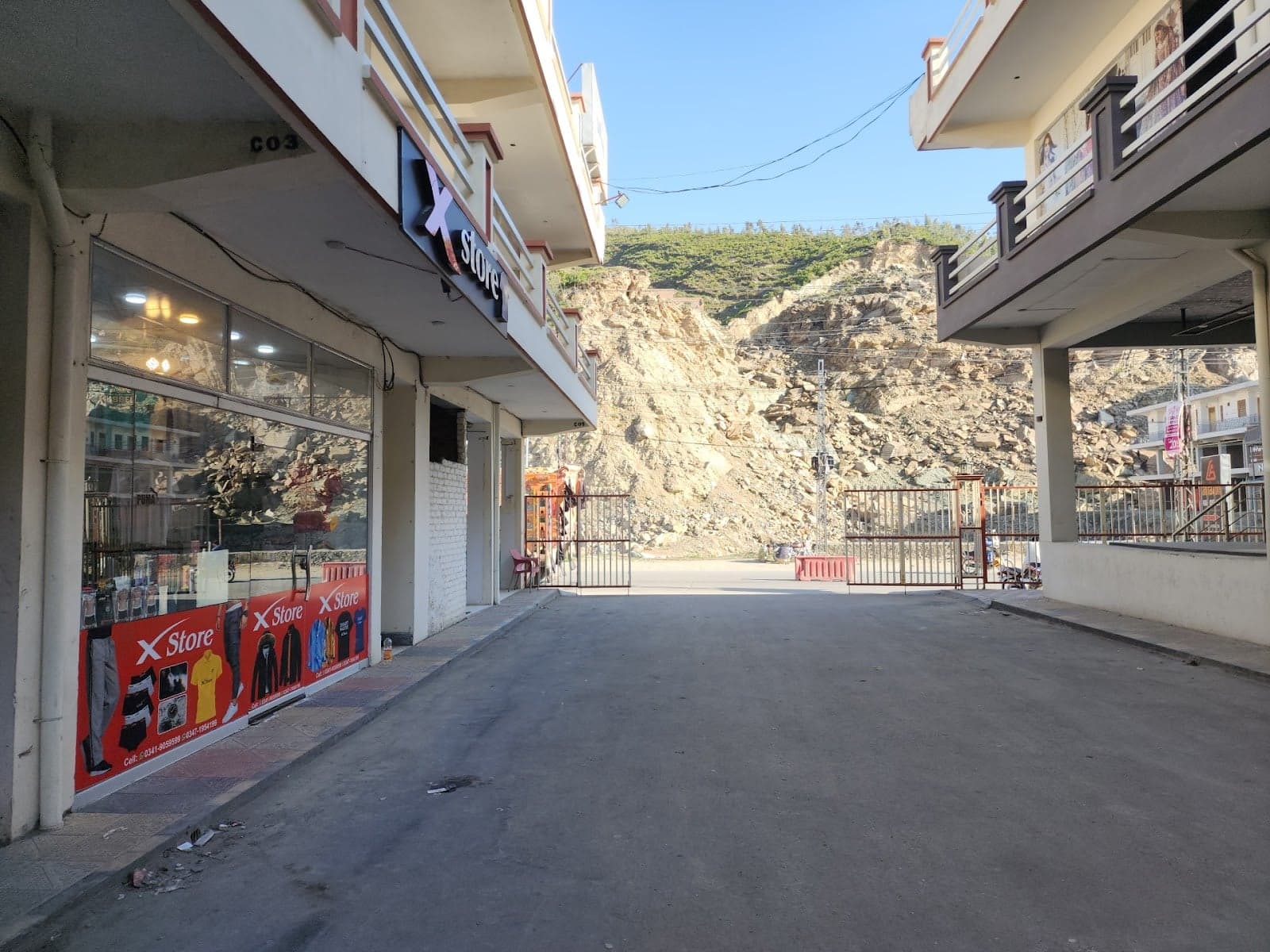 X store photo 5