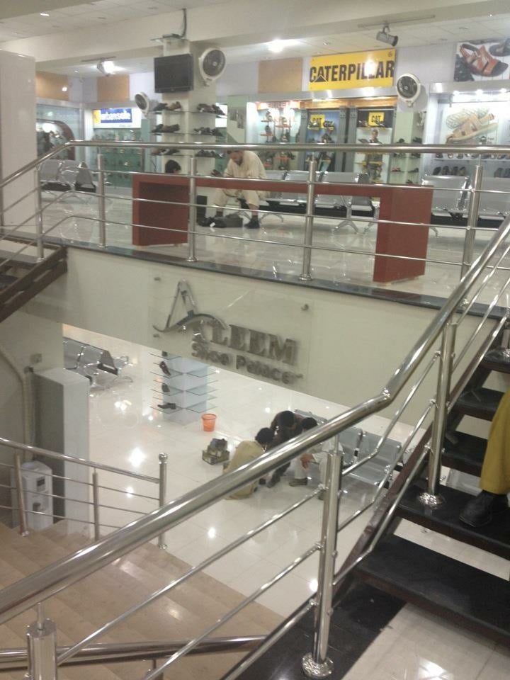 Aleem Shoe Palace photo 2