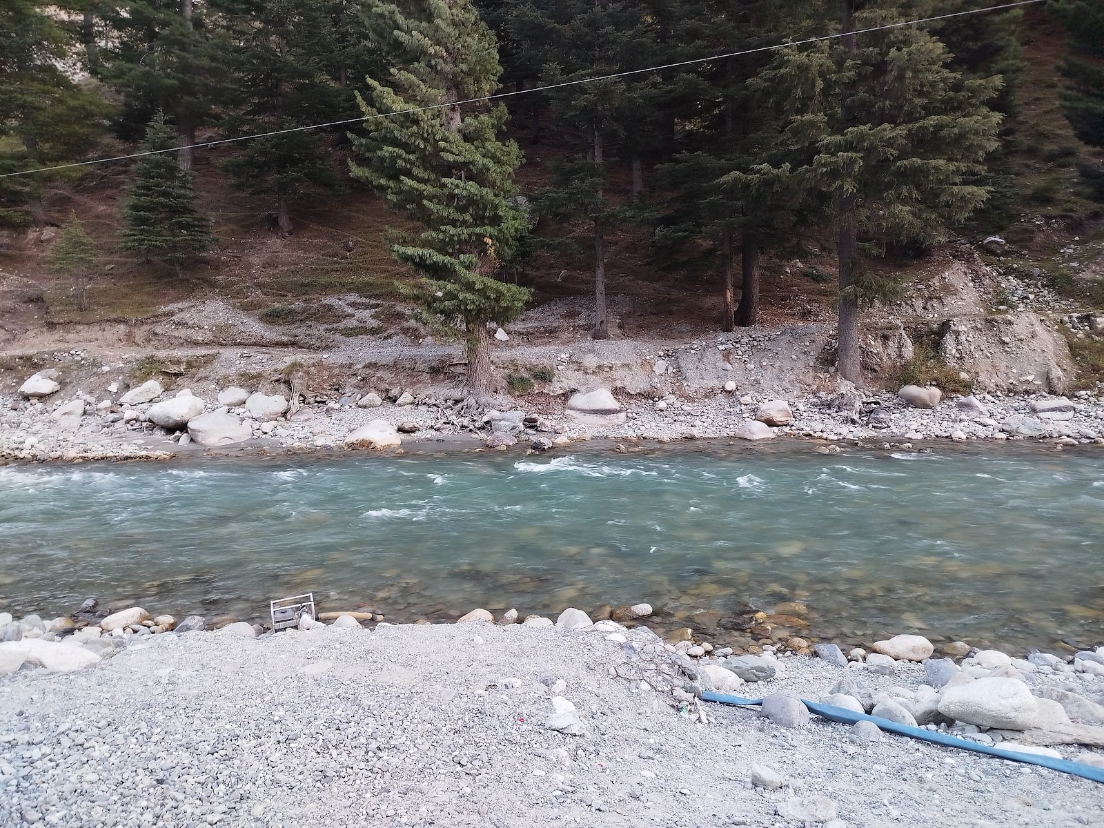Ayesha Travellers Taxi Cab Tour and Travel service swat photo 3