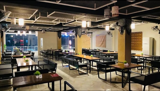 B Biryani restaurant photo 3
