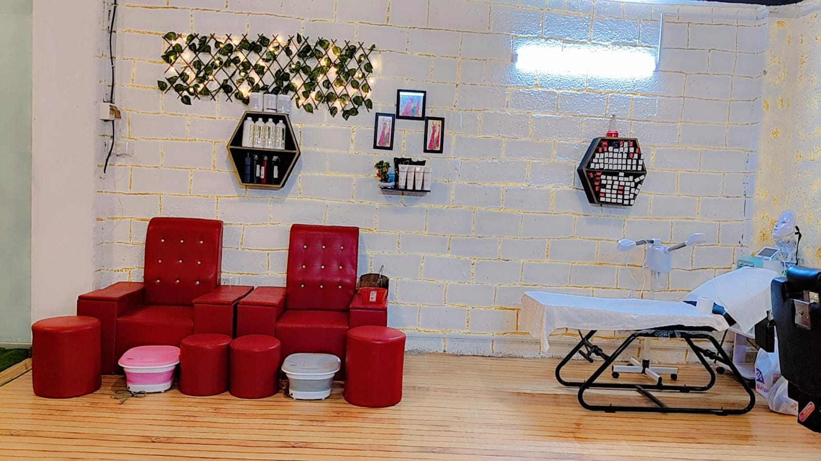 Blush Makeup Lounge