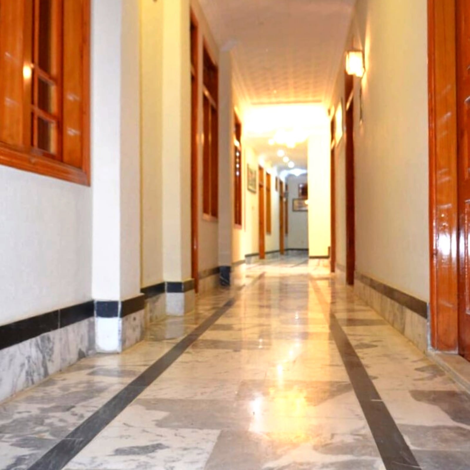 Grand Holiday Hotel photo 4