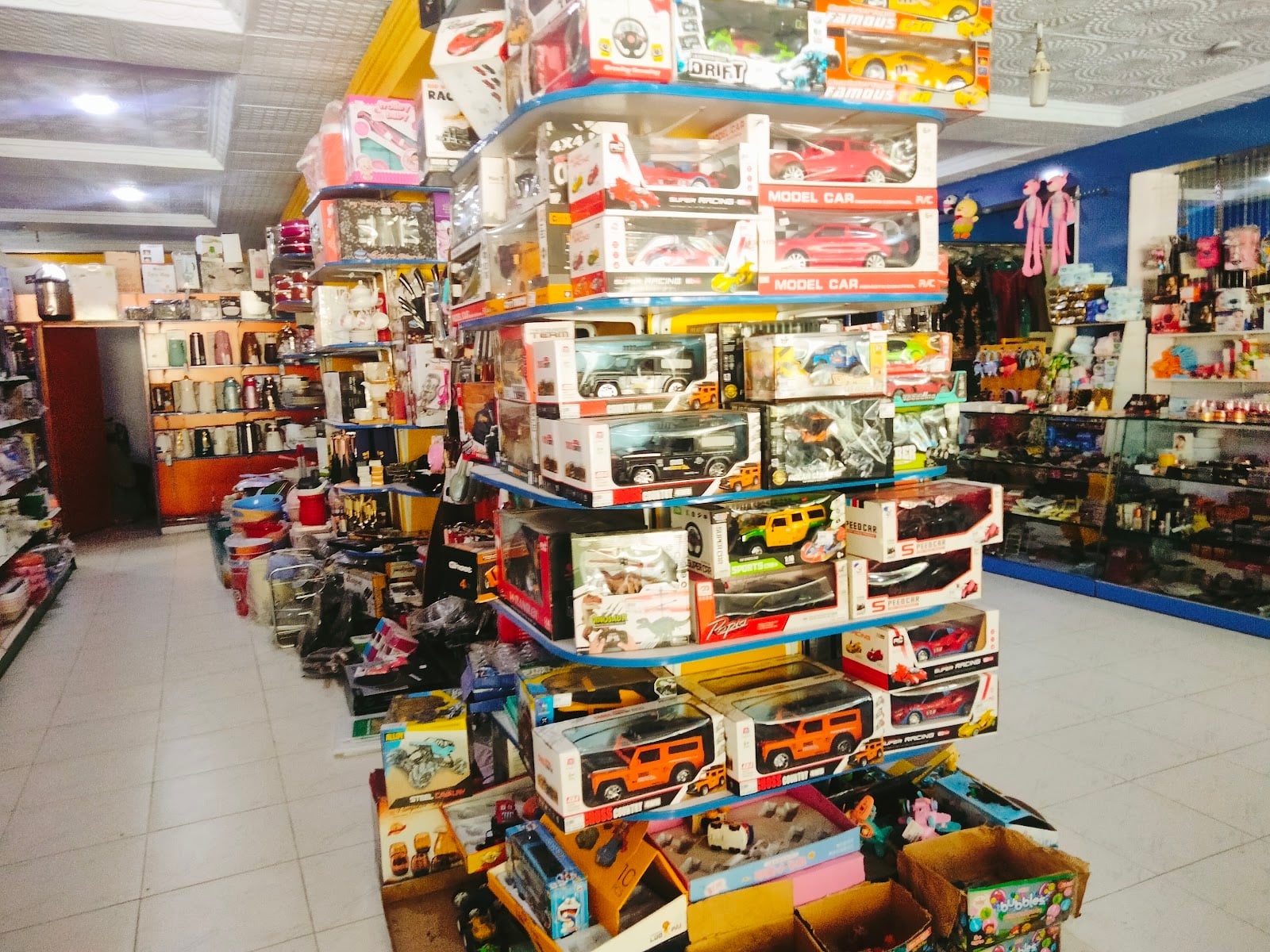 Hayat Mega Mart photo 4