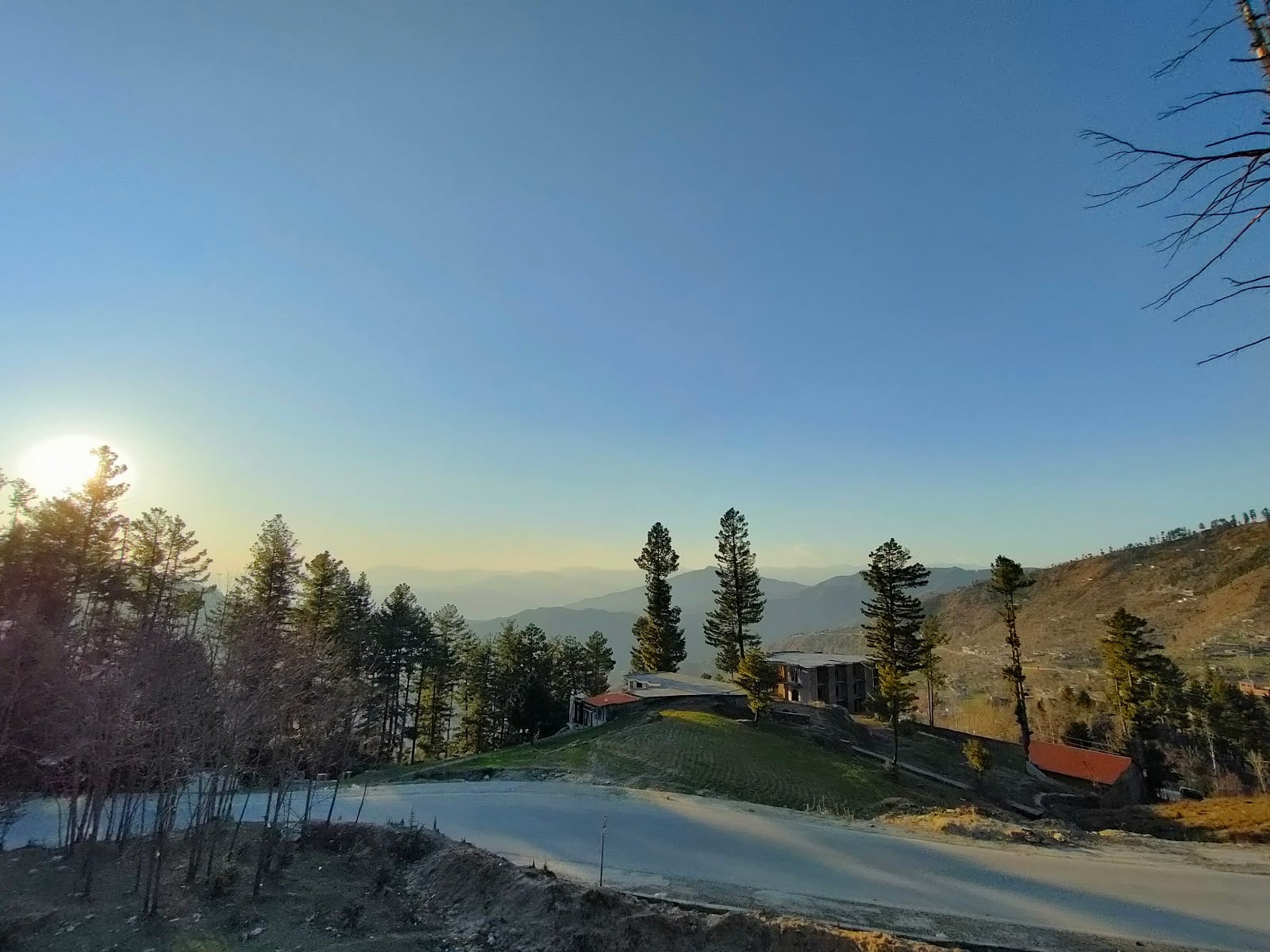 Hotel Eagle Nest Malam jabba swat photo 3