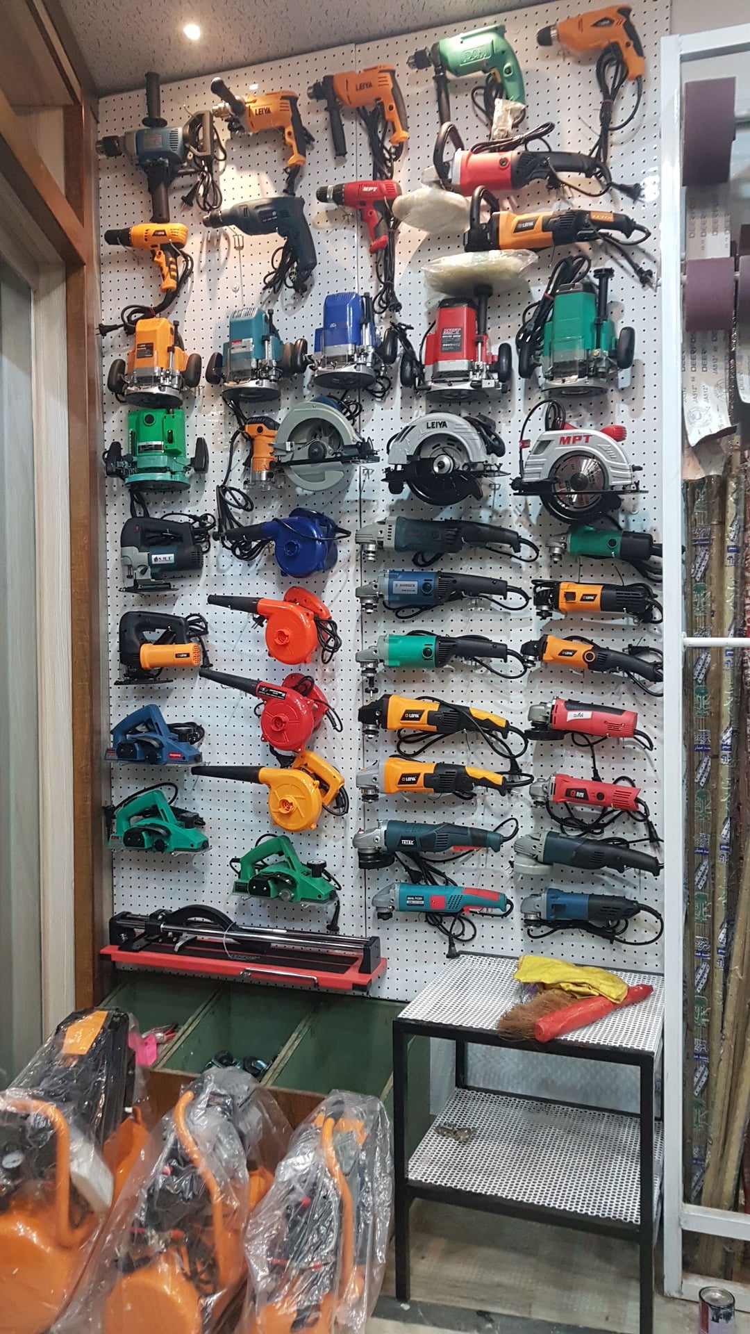 Iqbal hardware and tools store photo 2