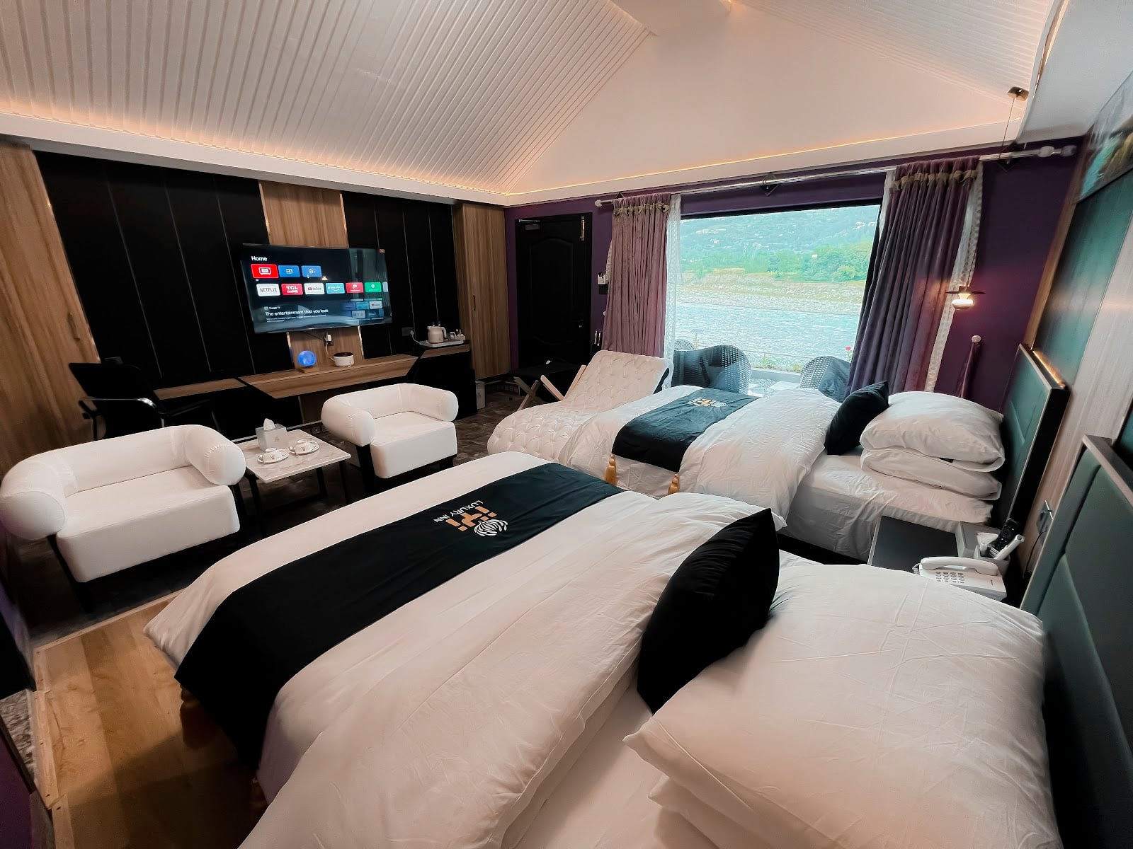 IYI LUXURY INN SWAT BAGHDARY photo 4