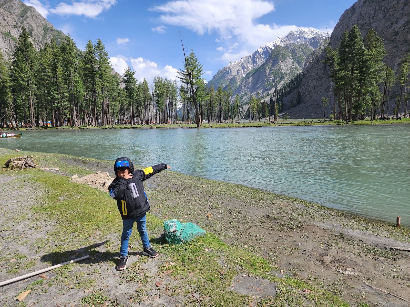 Mahodand Lake photo 4