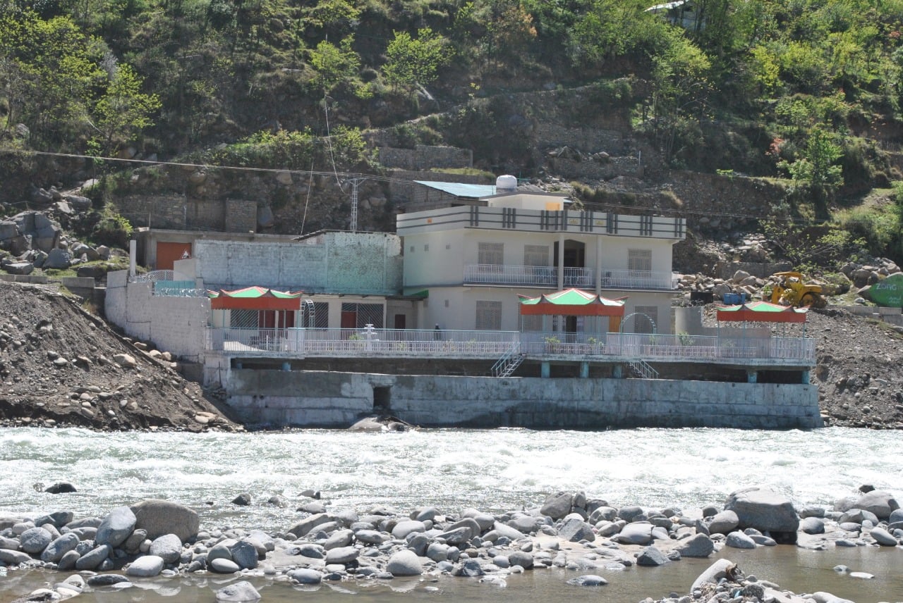 Riverine Hotel & Restaurant photo 3