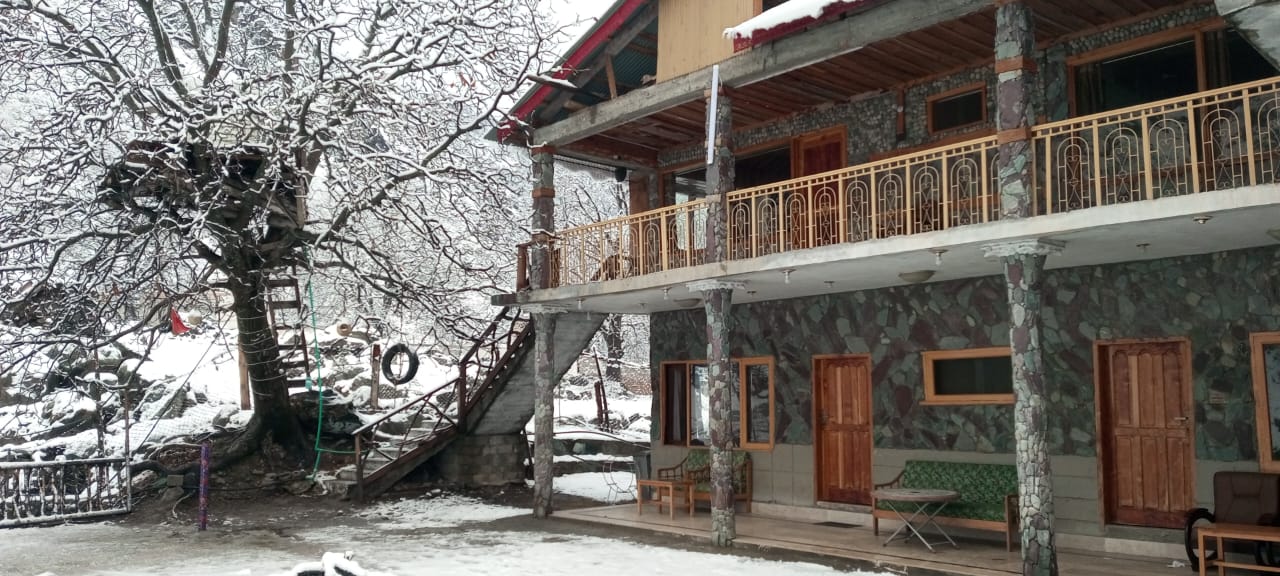 Rock Water Resort Kalam photo 3