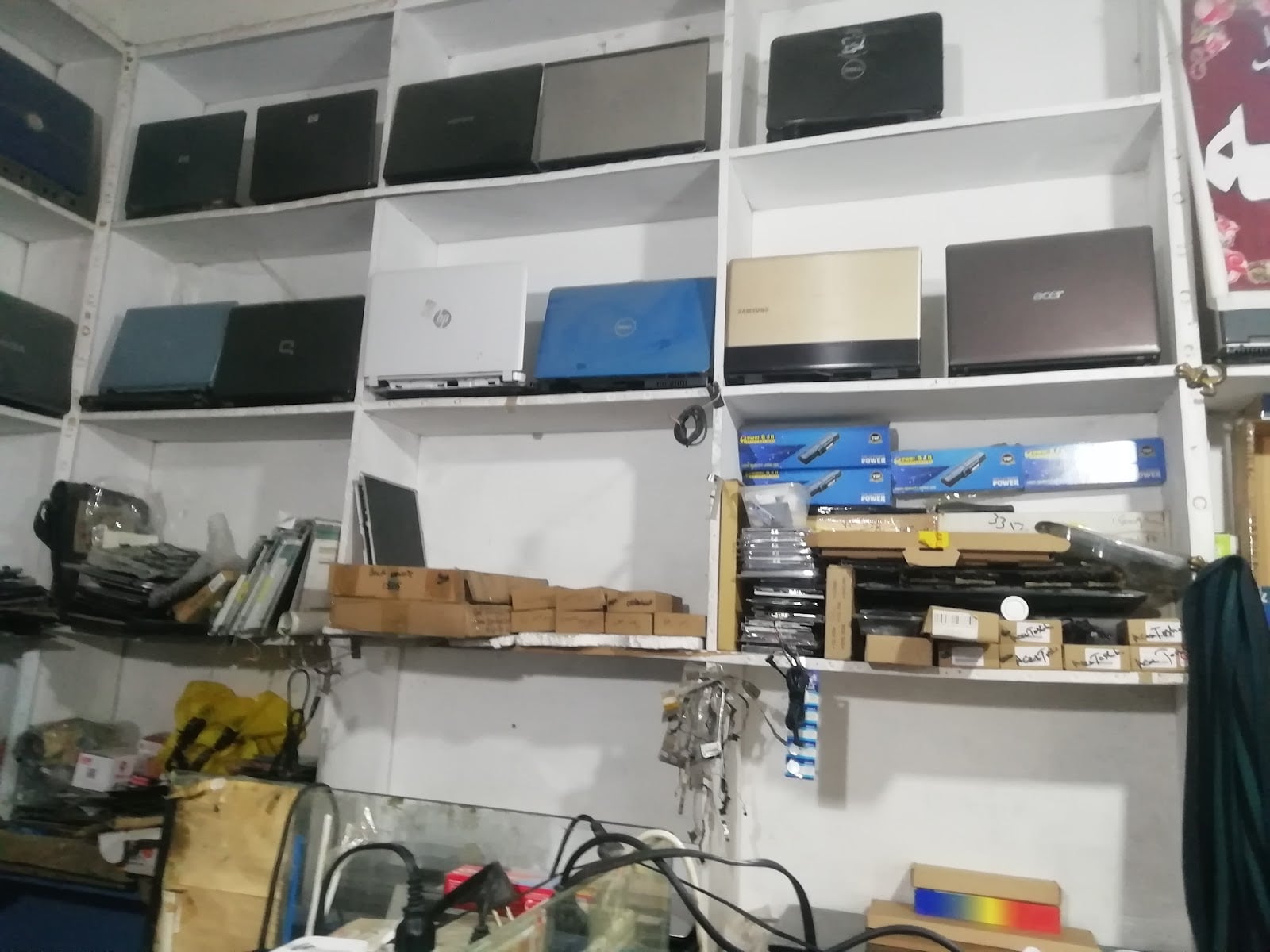 Shakeel Laptop Services photo 3