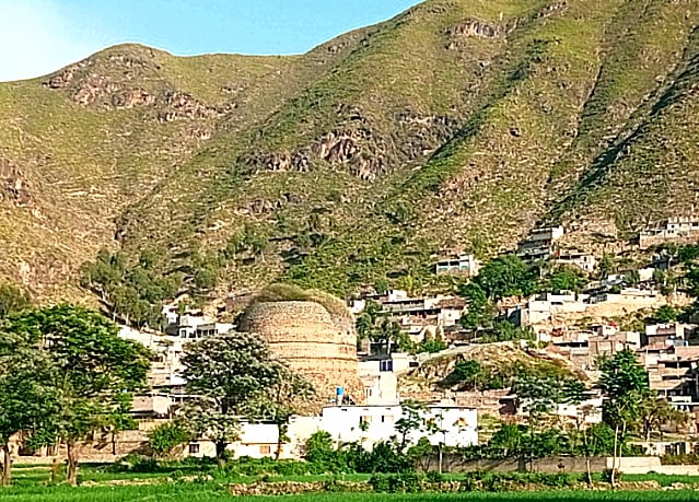 Shingardar Stupa, Swat photo 5