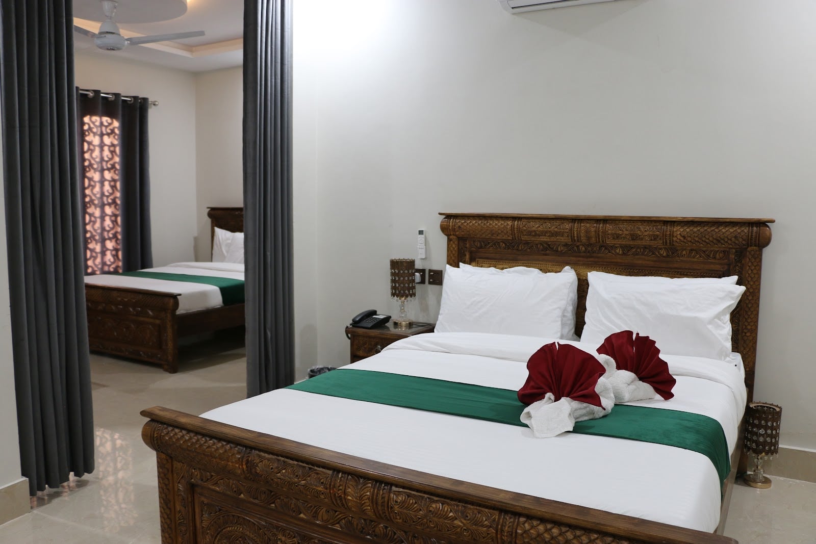 SWAT HOTEL photo 2