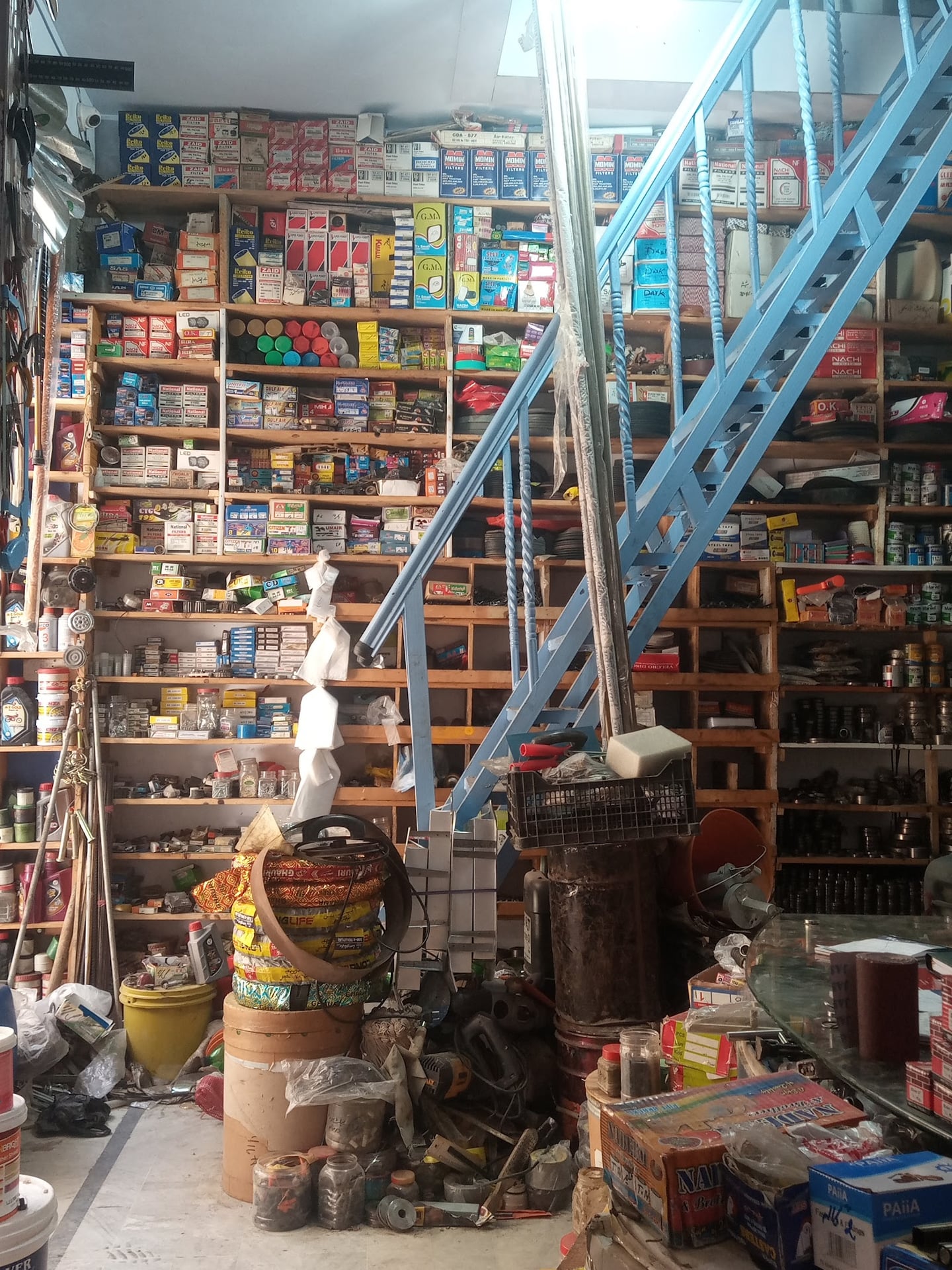 Zahoor Paint & Hardware Distribution Ali City Center photo 2